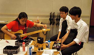 ESPギタークラフト・アカデミー大阪校　ESP DeSSe2017