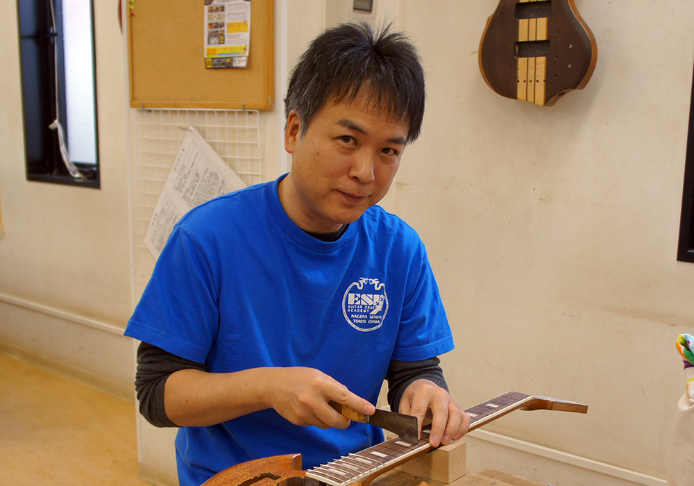 esp guitar craft academy osaka 大阪校（梅田）ESPギタークラフトアカデミー 夜間科・土曜科　夜間科・土曜科2013年度在校生の声