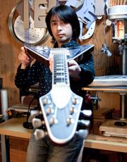 IＨush Guitars  IＨush Guitars  代表就職 井橋　直樹（ギター工房 / 独立開業）