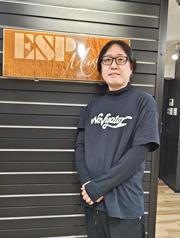 ESP渋谷CRAFTHOUSE就職 辻野 詠司（楽器店/店長）