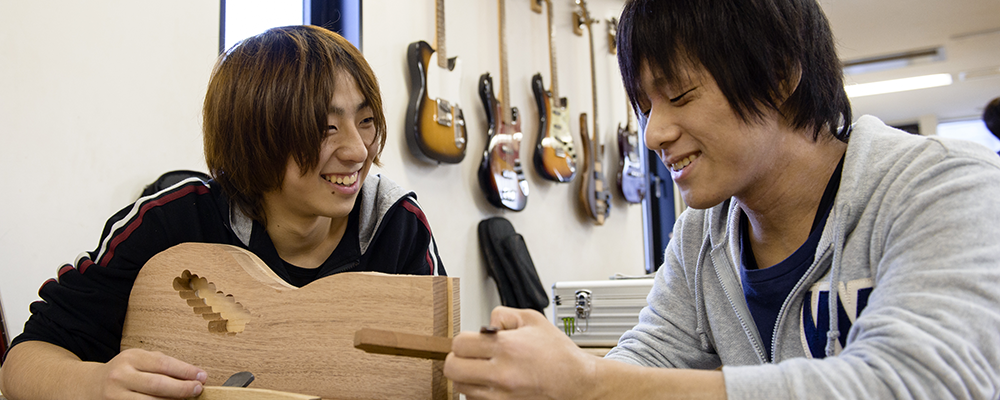 esp guitar craft academy osaka 大阪校（梅田）ESPギタークラフトアカデミー プレイヤーコース