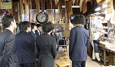 ESPギタークラフト・アカデミー大阪校 中部地方工場見学