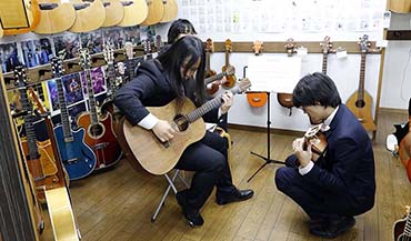 ESPギタークラフト・アカデミー大阪校　中部地方工場見学