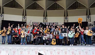 ESPギタークラフト・アカデミー大阪校　ギタースナップスフェスティバル2017