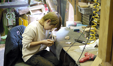 Sago New Material Guitars工房見学