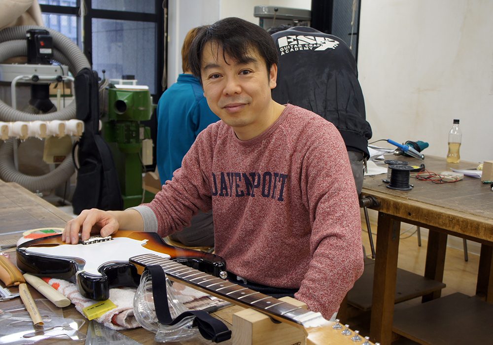 esp guitar craft academy osaka 大阪校（梅田）ESPギタークラフトアカデミー 夜間科・土曜科　夜間科・土曜科2014年度在校生の声